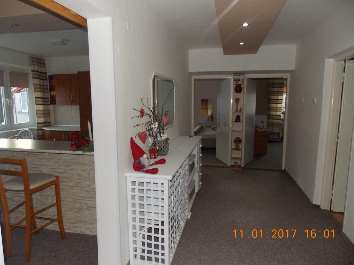 Apartman Jas Liptovský Mikuláš Dış mekan fotoğraf